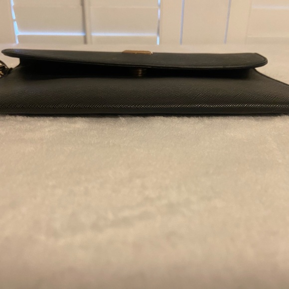 Elim & Paul Wristlet in Black with Magnetic Front Closure EUC - Picture 5 of 7